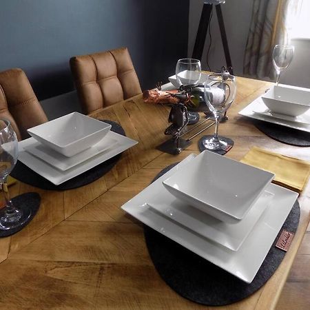 2 Bedroom Luxury City Centre Apt Lincoln Exterior photo
