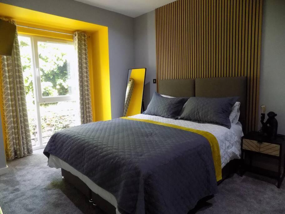 2 Bedroom Luxury City Centre Apt Lincoln Exterior photo